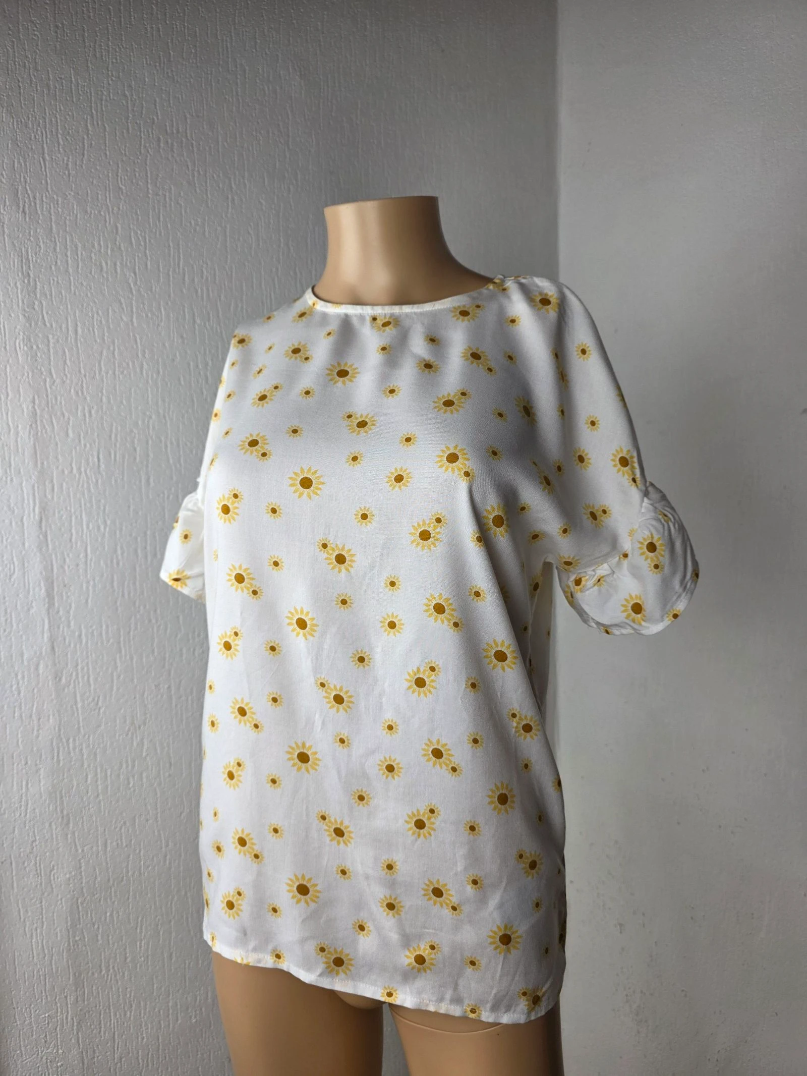 Blouse top blanc imprimé tournesols LC Waikiki taille S / M (36/38) neuf avec étiquette